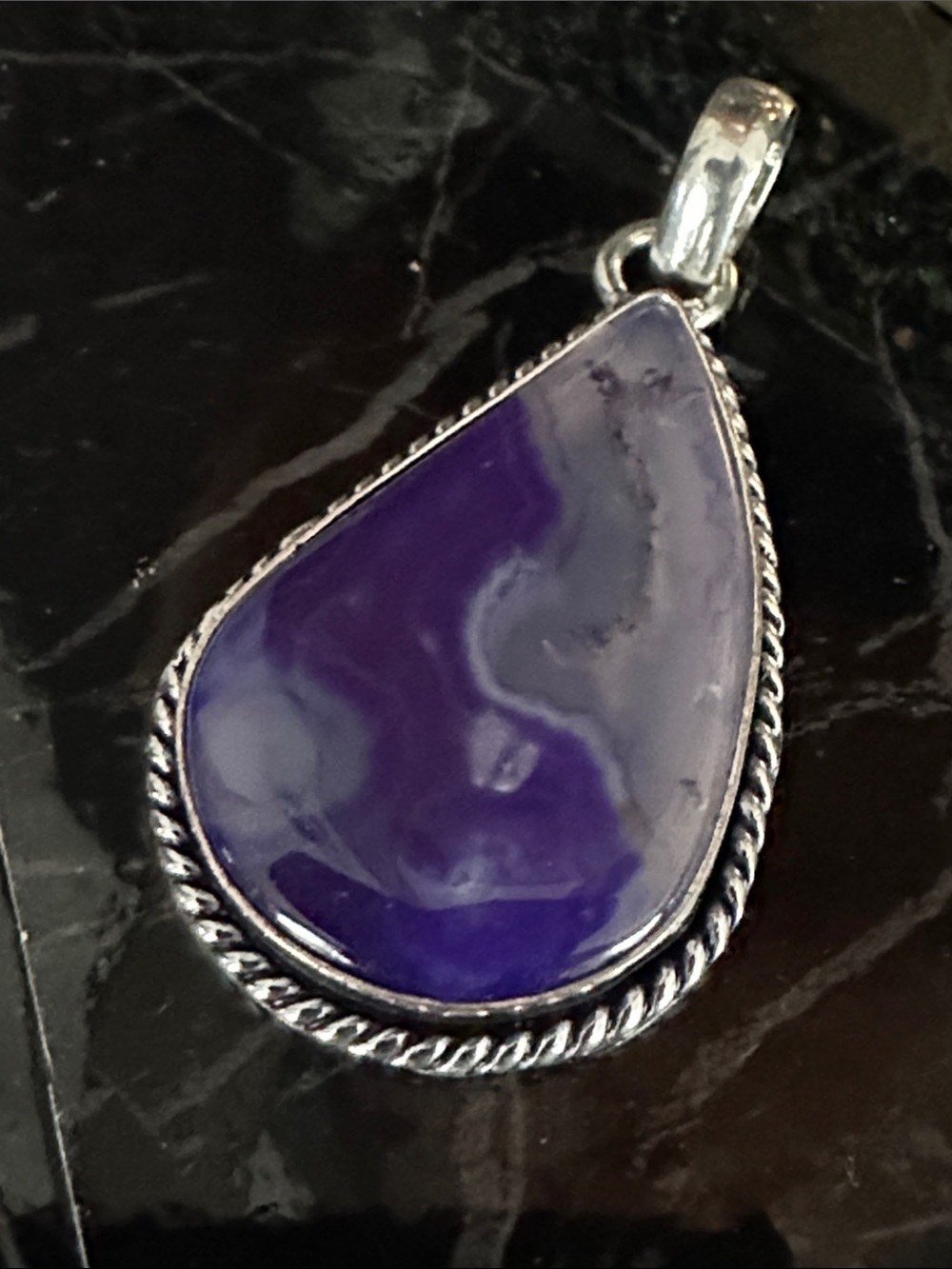 Artisan Handcrafted Purple Teardrop DYED AGATE Pendant Necklace - Picture 6 of 13